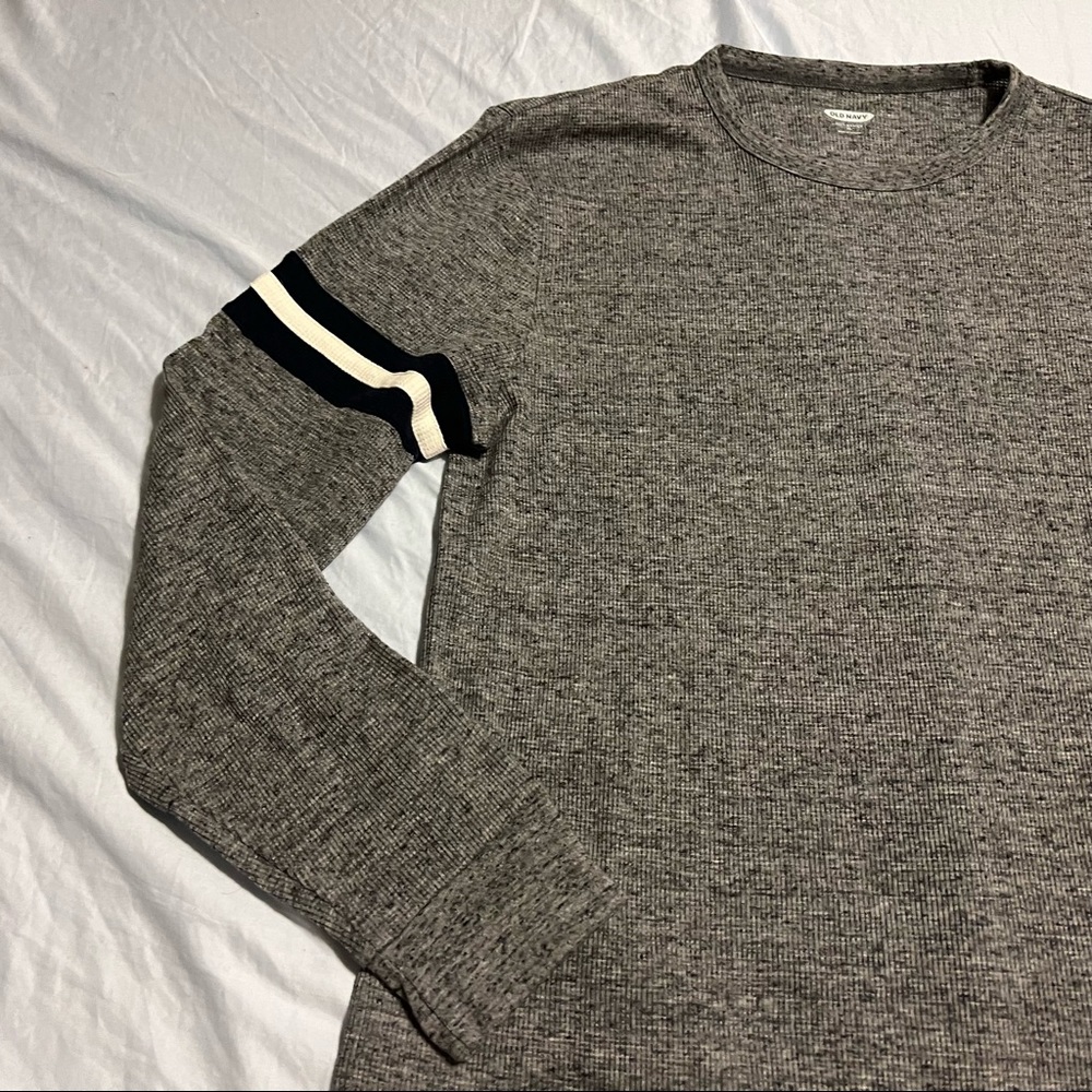 Men’s Old Navy long sleeve soft washed shirt. XL